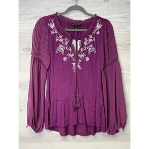 White House Black Market Top Womens XS Embroidered Boho Peplum Pleated Long Slee